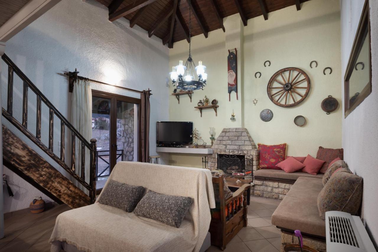Chalet Renata 1 Livadi Arachovas Kalivia  Bagian luar foto